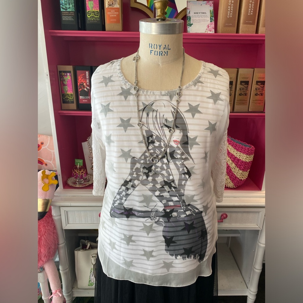 John & Jane top size L